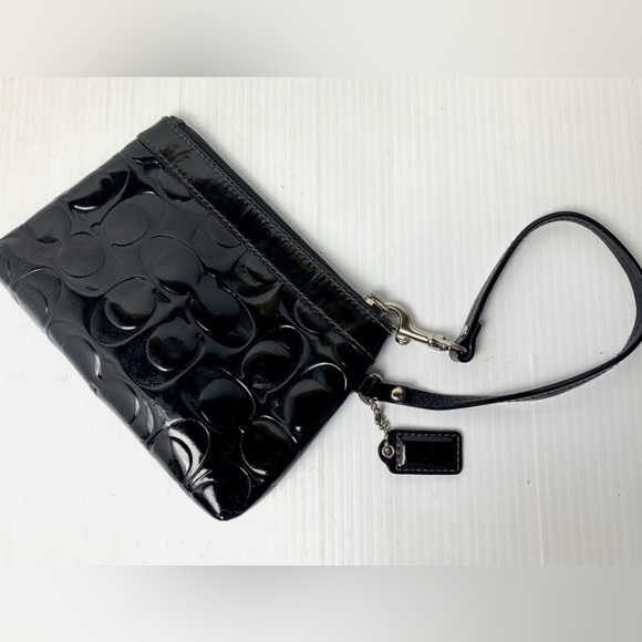 Coach Signature Stitch Patent Leather Wristlet-EUC - Picture 9 of 11